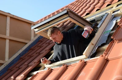 Pose de fenêtres de toit Velux à Terrefondrée